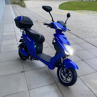 Elektroskutr bez ŘP Elektropower Nova M3 - 5