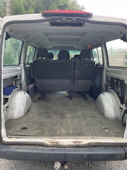 Mercedes Benz Vito - 5