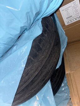 Kola 5x120 8.5j 235/35 r19 - 5