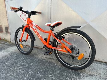 Superior Paint 20 lehké kolo 9,5 kg s páčkovým řazením - 5