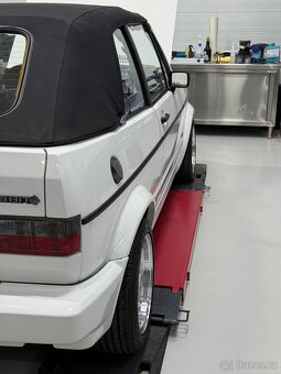 Volkswagen Golf mk1 Cabrio - 5