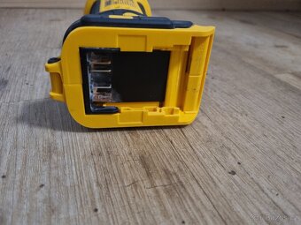 Dewalt vyřezávačka do sadrokartonu - 5