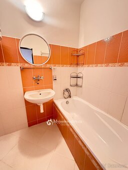 Prodej bytu 3+1 73 m2, užitná plocha 95 m2 + pozemek/zahrada - 5