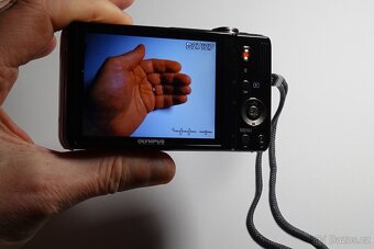 Olympus D-720 zánovní - 5