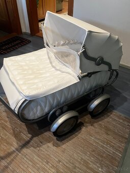 Osmipérák kočárek - 5