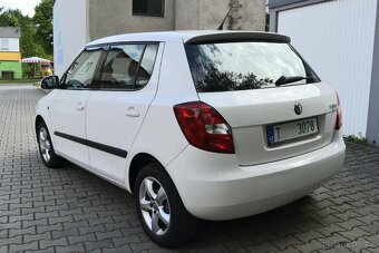 Škoda Fabia II 1.2 51kw benzín rok2008 - 5
