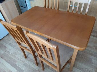 Stůl a 4 židle - 5