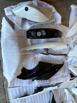 Yamaha YZF-R125 2008-2013 kompletní kapotáž - 5