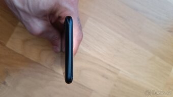 iPhone SE 5g 2022 - 5