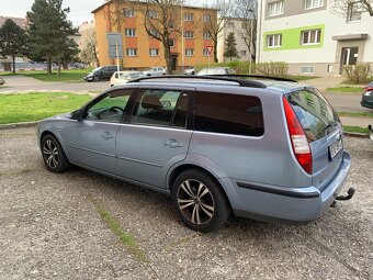 Ford Mondeo 2.2 - 5