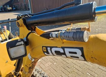 Pasové minirypadlo JCB 8008 - 5