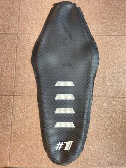 Potah sedla #1 ONEGRIPPER - 5