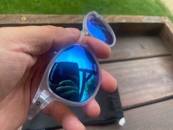 Oakley Latch Clear/Prizm Sapphire Polarized - 5