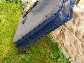 Pravé zadní dveře Ford Sierra mkII - 5