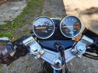 HONDA XBR 500S - 5