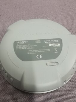 Sony Walkman CD - 5