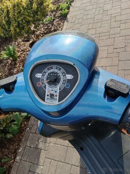 Skútr Lambretta 151 - 5