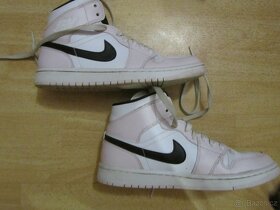 Nike Jordan Mid Barely Rose vel.41 - 5