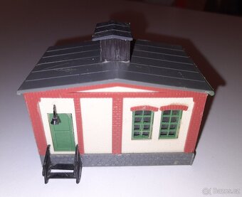 Model sklad domek k mašinkám do kolejiště TT - 5