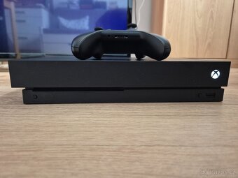 Xbox one x 1tb - 5