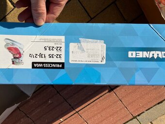 Dívčí brusle, velikost stavitelná EU 32-35 - 5