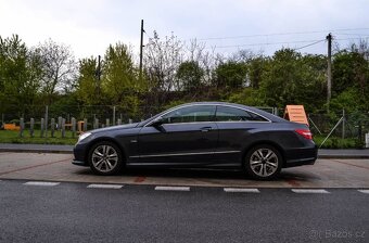 Mercedes Benz E 350 CGI coupe - 5
