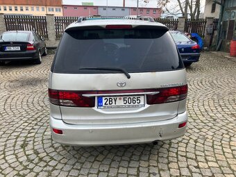 Prodám Toyota Previa - 5