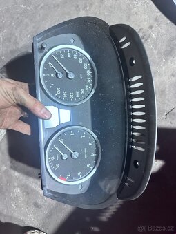 Budíky bmw e60/61 - 5