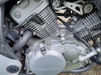 Honda XL 125 V Varadero - 5