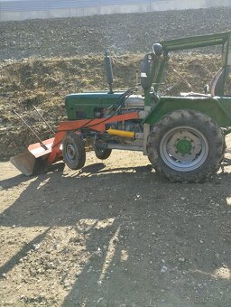 Zetor 25 s nakladačem - 5