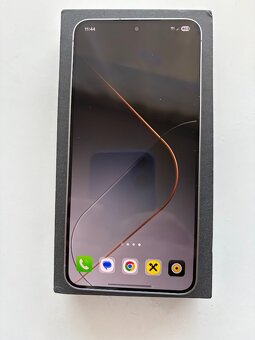 Prodám Samsung Galaxy S25 12/256GB Silver Shadow - 5