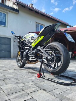 Triumph Street Triple 765 RS Moto2 TM Edition - 5