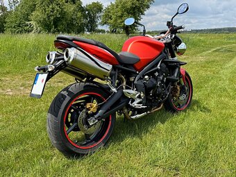 Triumph Street Triple 675 R 78KW - 25 tis. KM, ČR, r. 2010 - 5