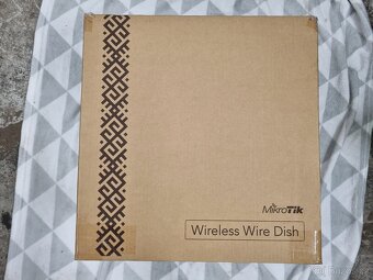 MikroTik RouterBOARD Wireless Wire Dish, kompletní spoj - 5
