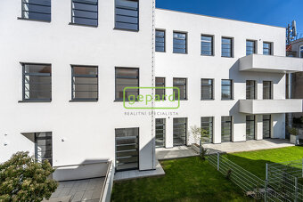 Prodej bytu v novostavbě 2+kk, 58m2 se zahradou 62m2 v proje - 5