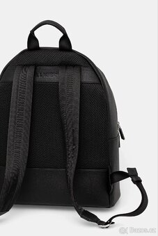 pánský kožený batoh Karl Lagerfeld
- 5