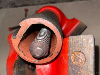 Svěrák YORK 100 - 5