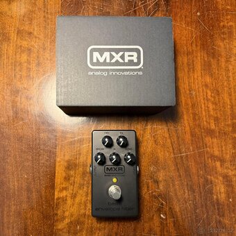Dunlop MXR M82B Bass Envelope Filter Blackout Series - 5