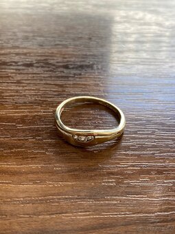 Zlatý dámský prsten - 5