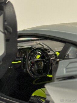 Lamborghini Revuelto Maisto 1:18 - 5