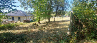 Prodej stavebního pozemku 1322 m² v obci Třemblat - 5
