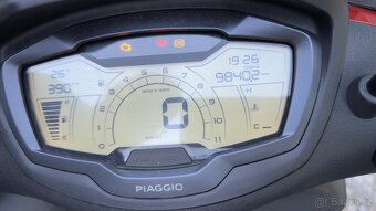 Piaggio Beverly 300 HPE Sport - 5