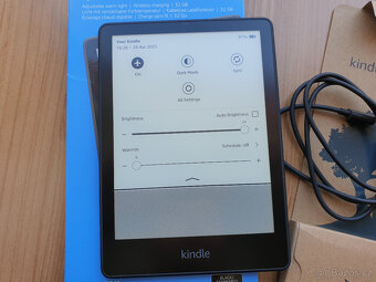 Čtečka knih Amazon Kindle Paperwhite 5 Signature Edition - 5