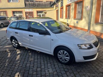 Prodám Škoda Octavia combi 3 1,6 tdi 77 kw . Rok 2015 - 5