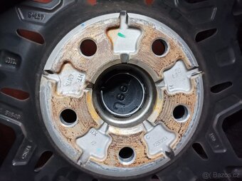 JEEP 275/45R21 - 5