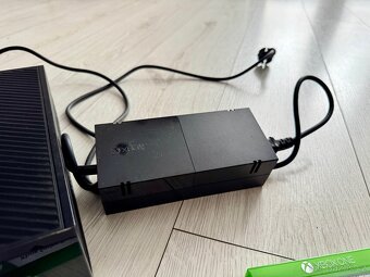 Prodám XBOX ONE - 5