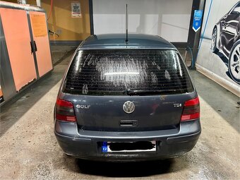Volkswagen Golf 1.9TDI 81kW - 5