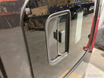 Vrata Opel Vivaro B levé + pravé, kód barvy 92U - 5