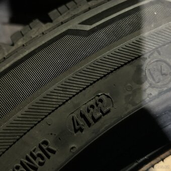 Zimní pneu 205/55 R17 95V Barum 6mm - 5