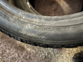 Zimní pneu 245/40/18 - 5
